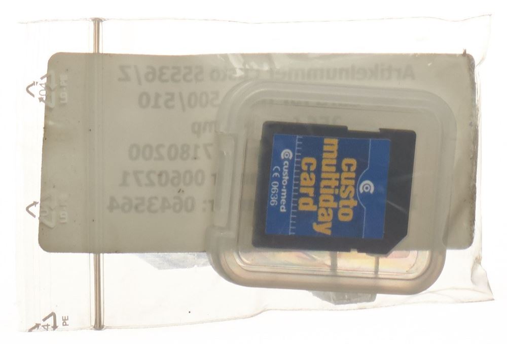 Custo Med Multiday Card