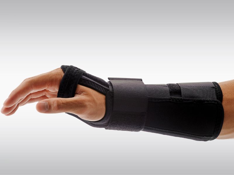 Omnimed Ortho Manu CTS Handgelenk-Bandage S 22cm rechts schwarz