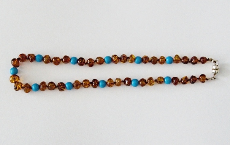 ambre chaîne sucette avec perles en bois bleu clair