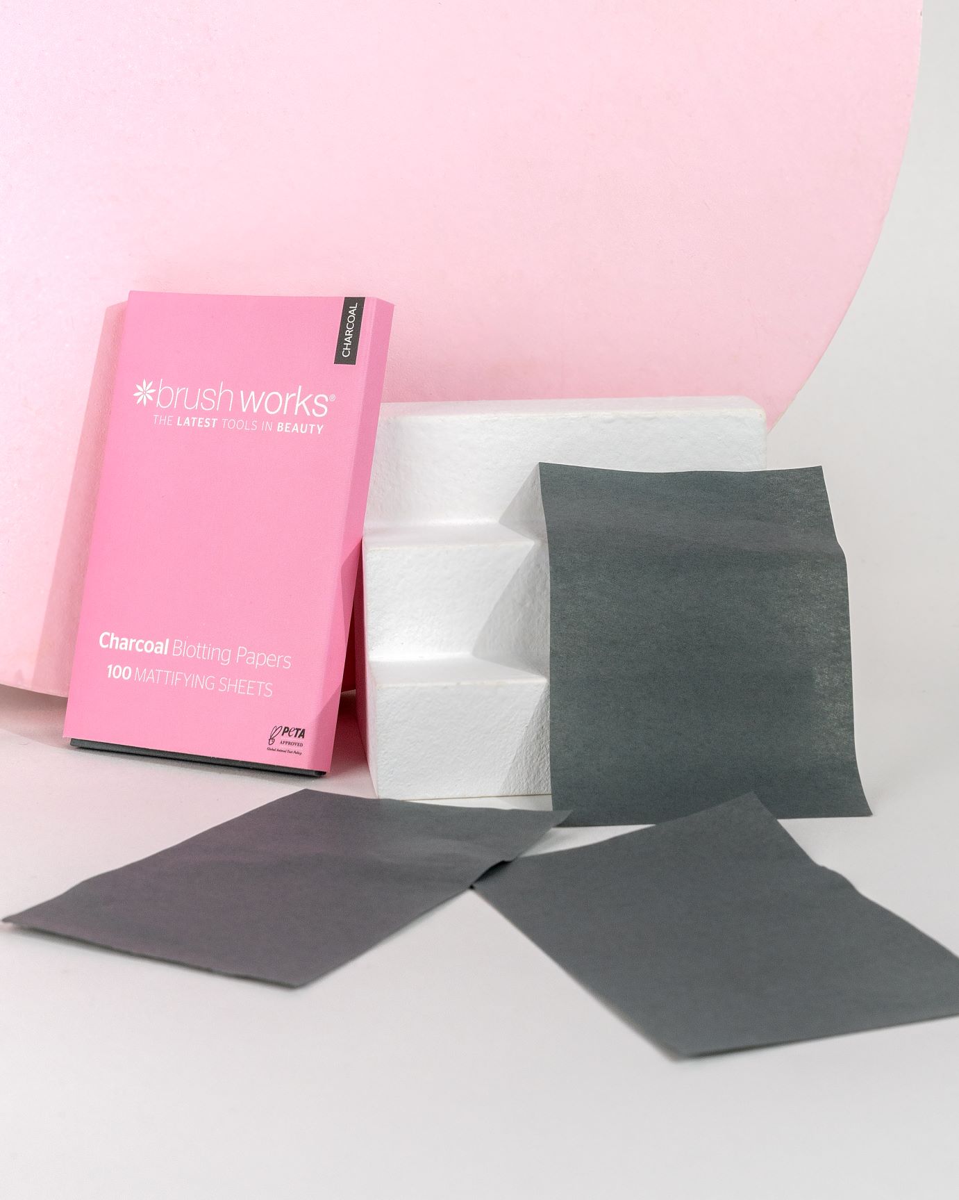 BRUSHWORKS charcoal blotting papers, image 3 sur 5