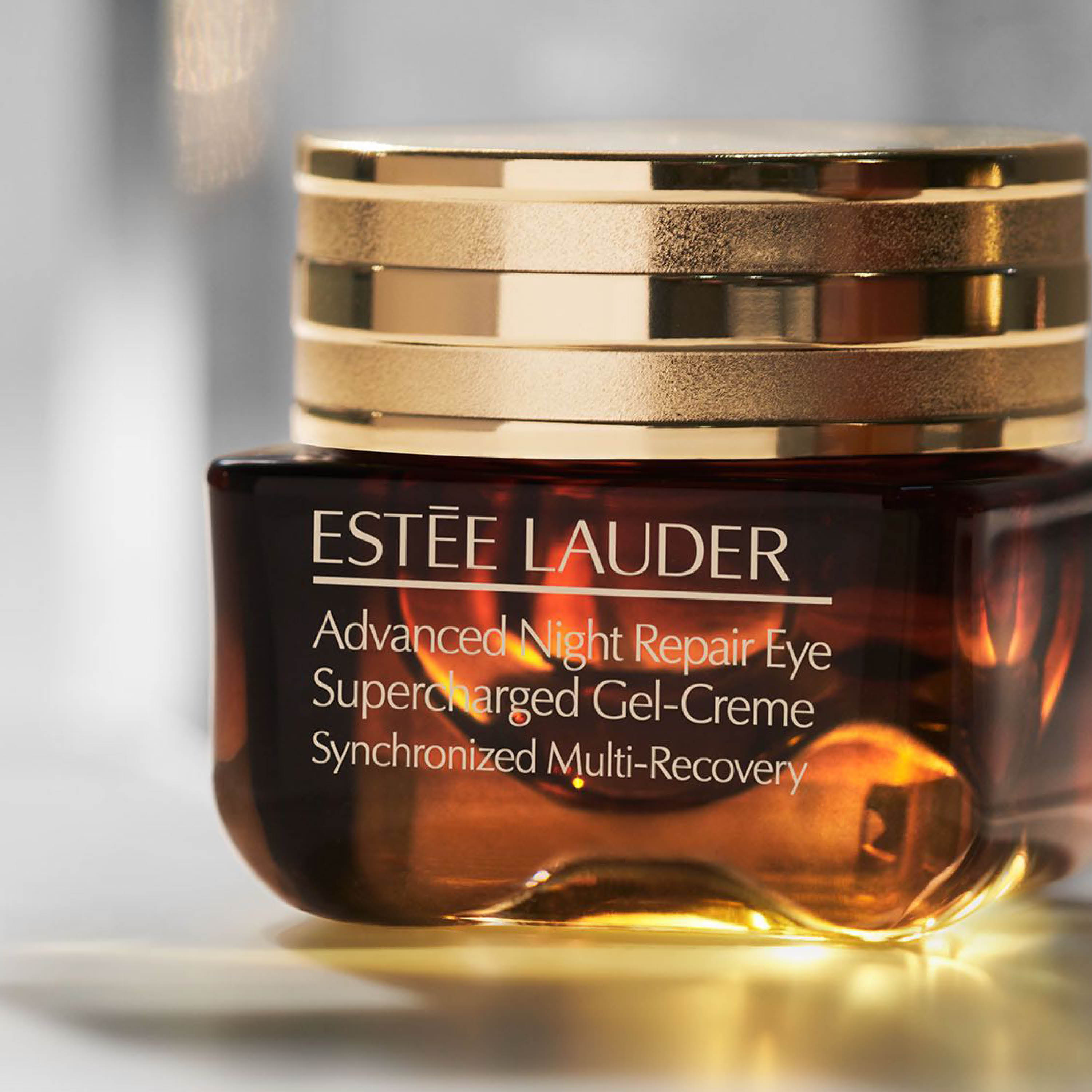 Estee Lauder Essentials ANR Eye Supercharg Gel Crème, Bild 2 von 3