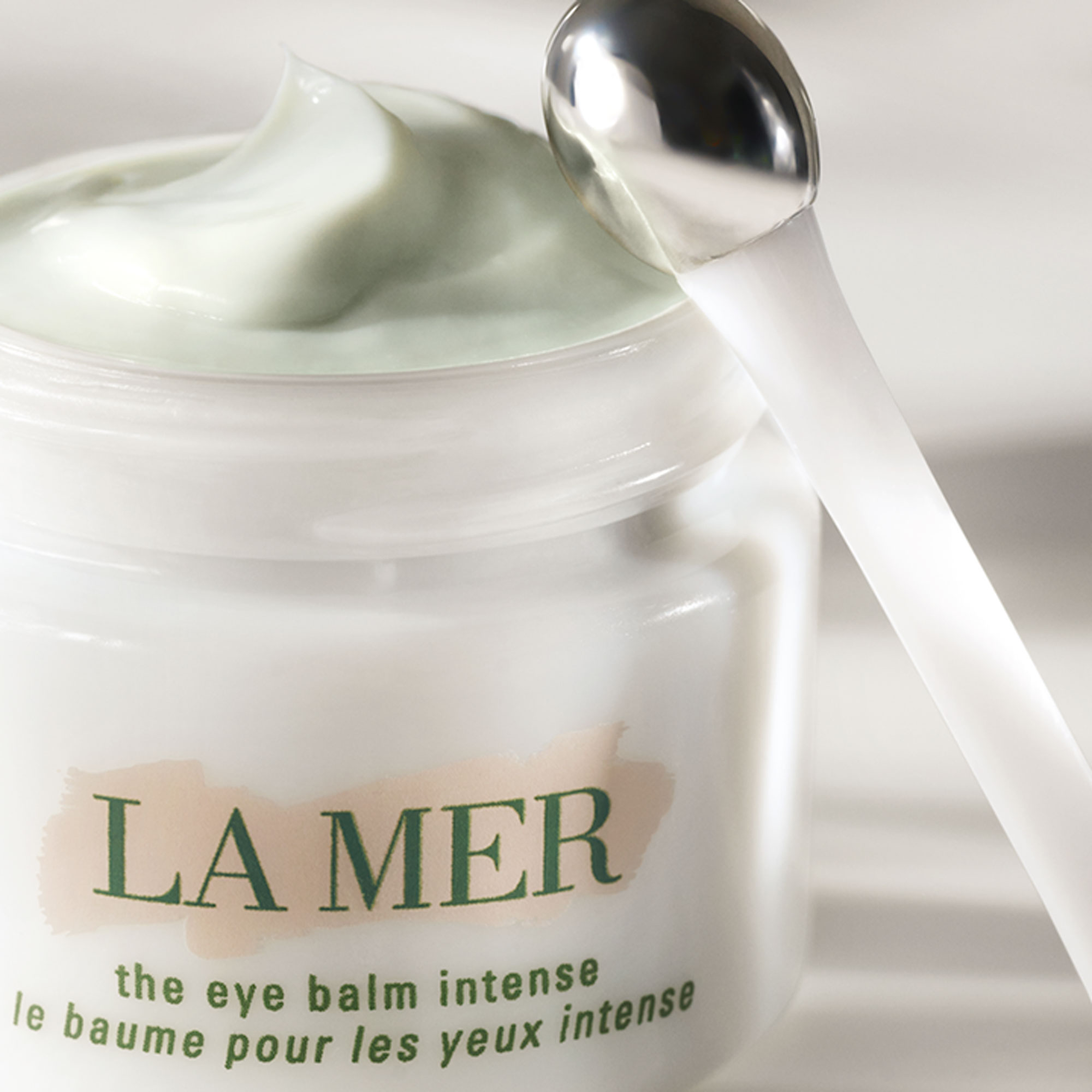 LA MER The Eye Balm Intense, image 4 sur 4