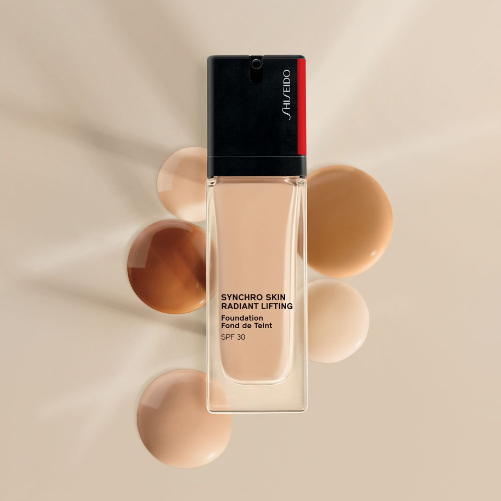 Shiseido Synchro Skin Radiant Lifting Fond de Teint, Bild 3 von 4
